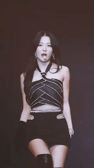 058270ce70a910ca2da9cc04701b83c6_1676030650_2002.gif