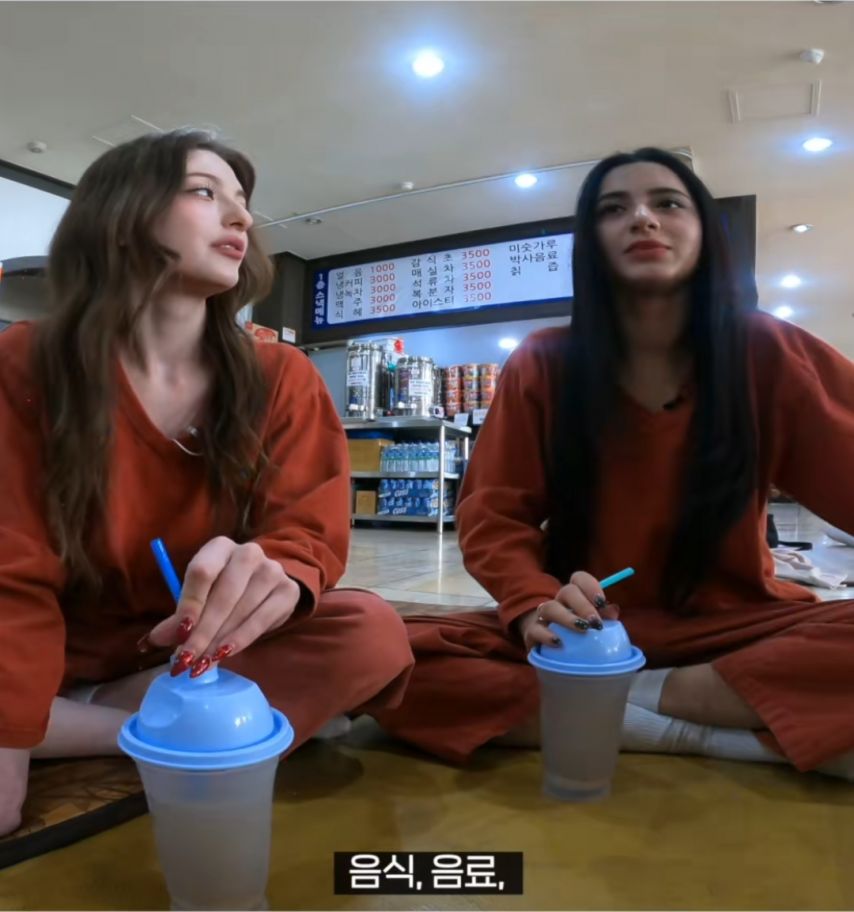 1995115343_PHsUZBjI_l9F6ta7S4OD2JdzW.jpg?v=7