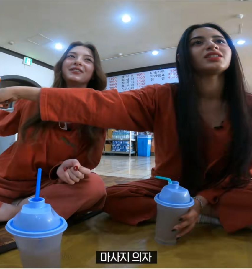 1995115343_qOroPmSi_epw68UI13XsYaGAR.jpg?v=7