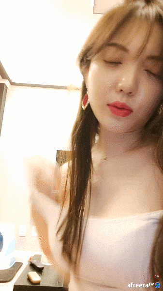 2e0cc49e1e3966ef1f357544f6ed58c2_1748632112_4065.gif