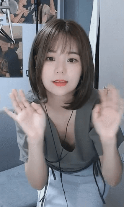 2e0cc49e1e3966ef1f357544f6ed58c2_1748632123_0818.gif