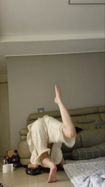 b7012aab07845ad7c611d359ca3f5500_1748299072_8447.gif