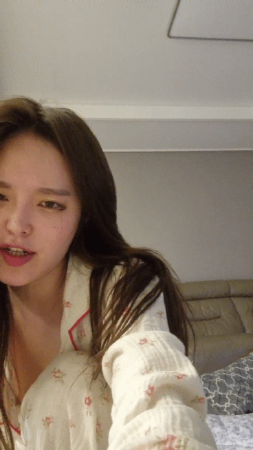 b7012aab07845ad7c611d359ca3f5500_1748299095_8595.gif