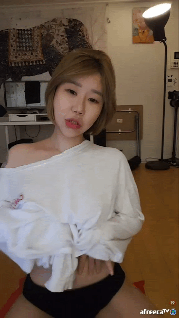 a57cdb2f1f3b435a243ccf520c28d1d1_1749701754_324.gif