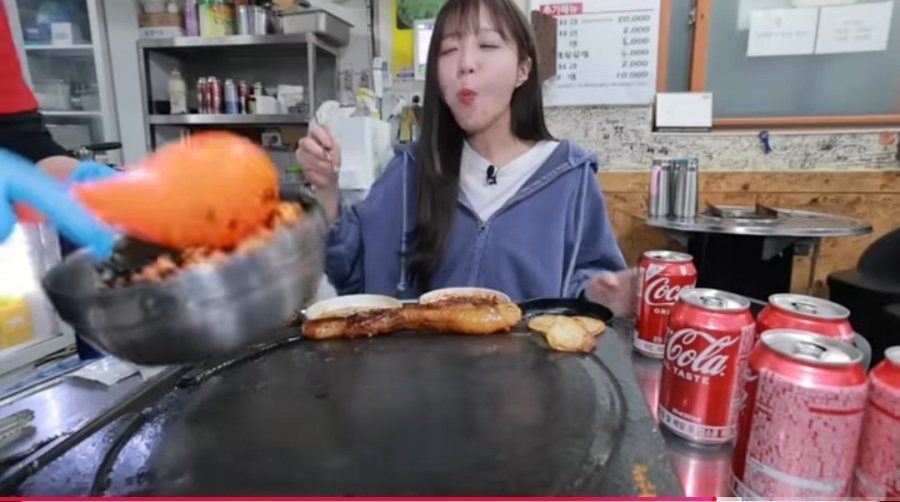 900w_20250911203346_3OrZ4XI7Ee.jpeg