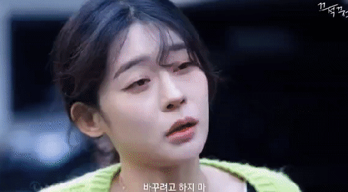 20251008160002_d4m9MVc2el.gif